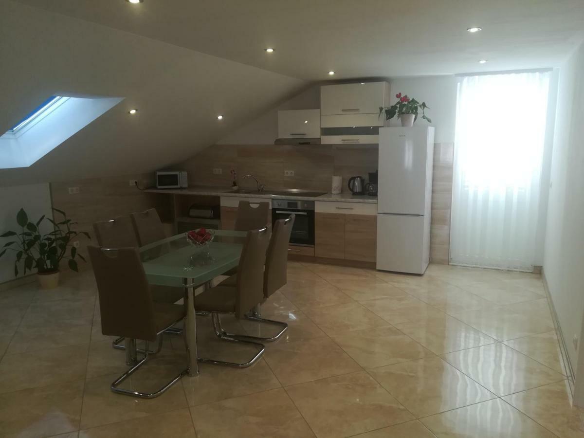Apartman Daria Lejlighed Trogir Eksteriør billede