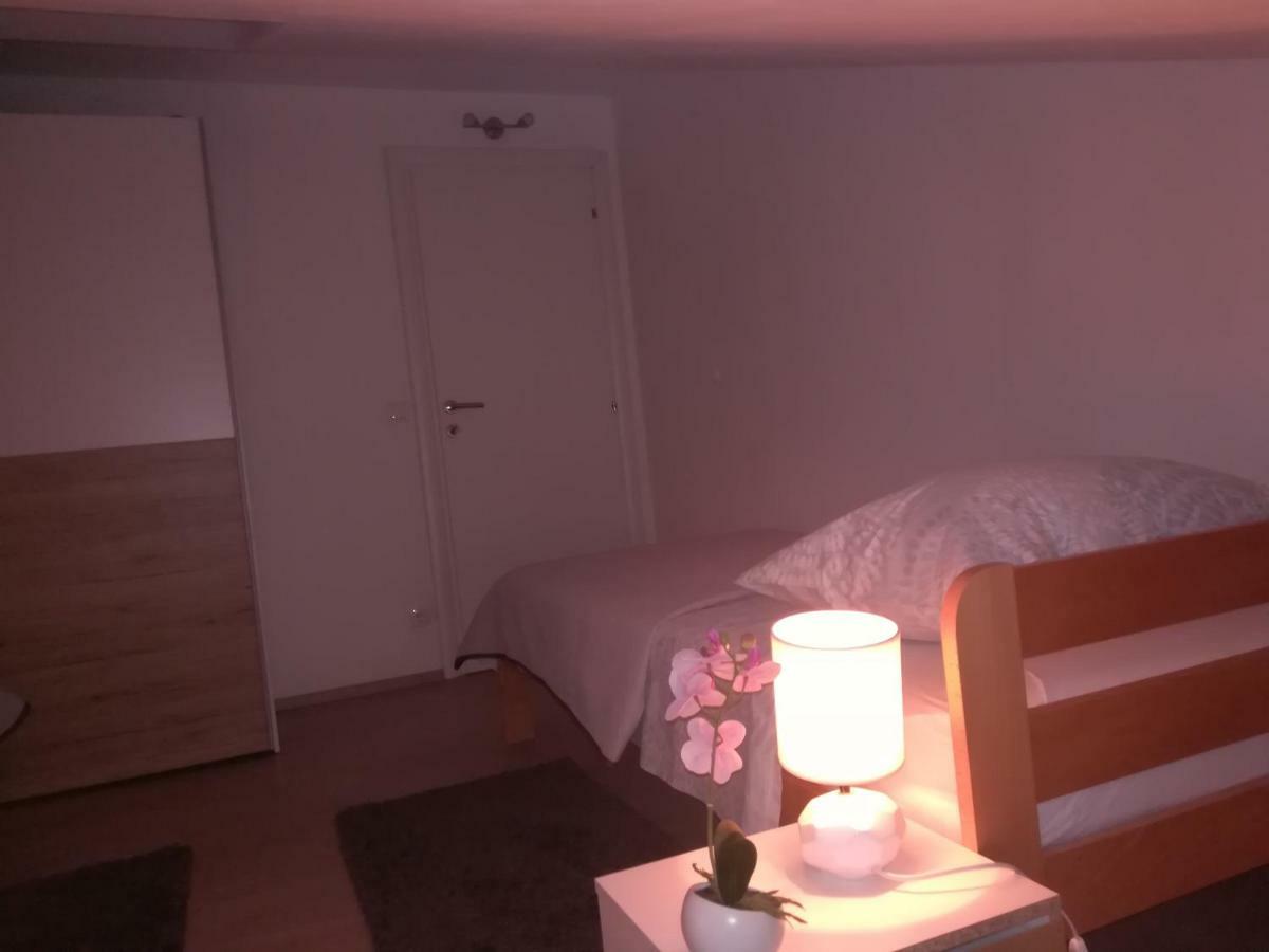 Apartman Daria Lejlighed Trogir Eksteriør billede